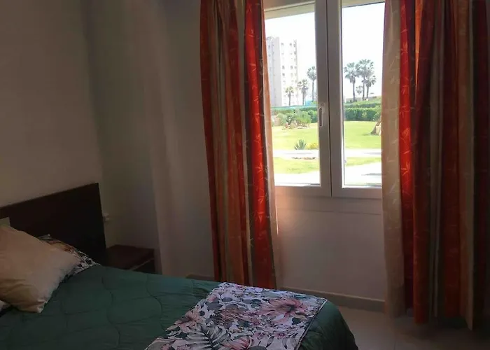 Apartamento Segunda Linea De Playa Con Piscina